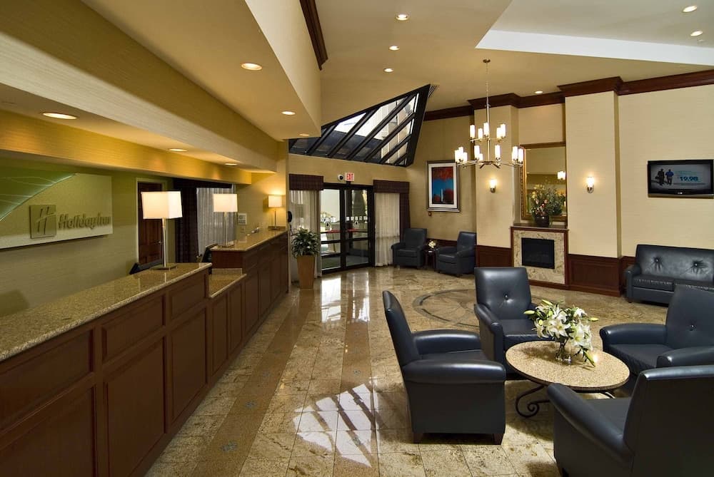 Holiday Inn Washington DC-Greenbelt MD by IHG interior in Greenbelt, MD — gallery photo 2