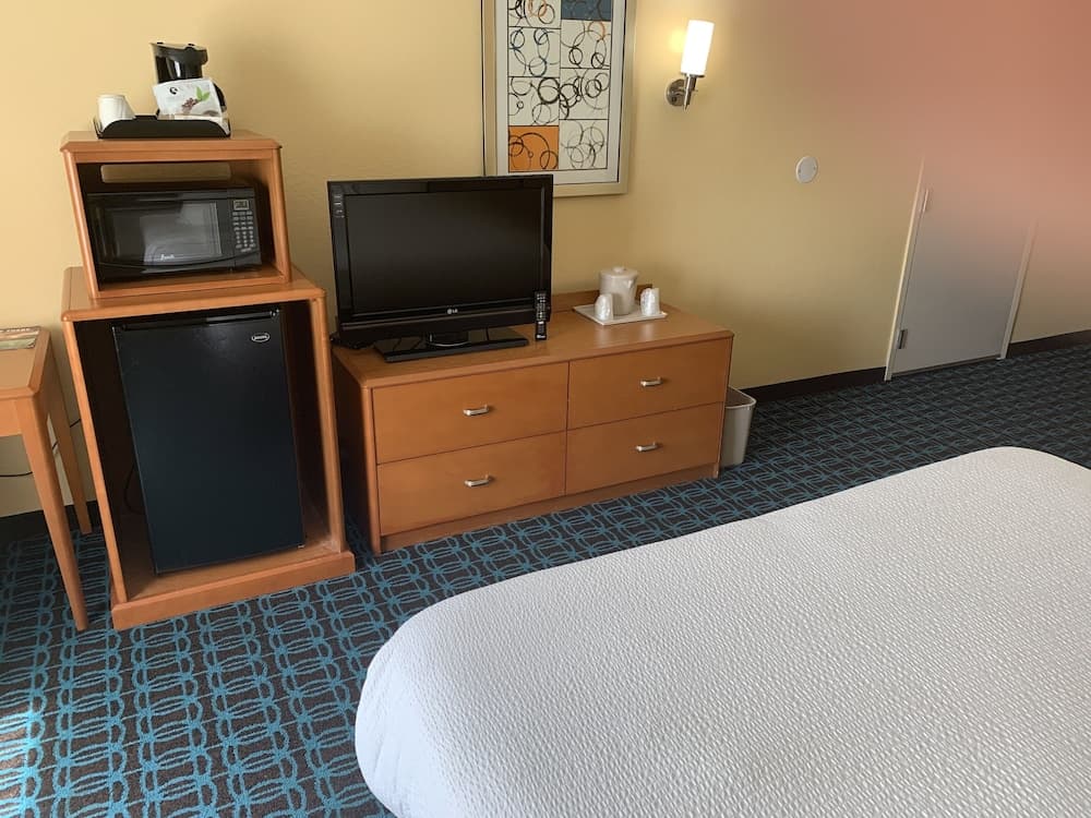 Fairfield Inn and Suites by Marriott Columbia property views in Columbia, SC — gallery photo 3