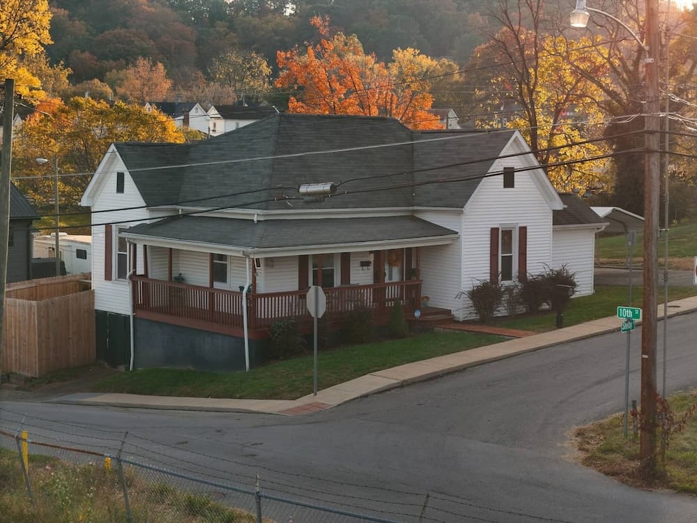 Bristol Abode gallery photo in Bristol, VA — image 7
