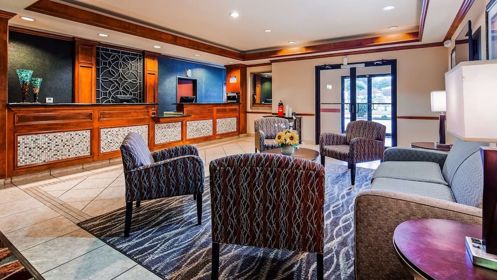Best Western Jacksonville Inn property views in Jacksonville, TX — gallery photo 3