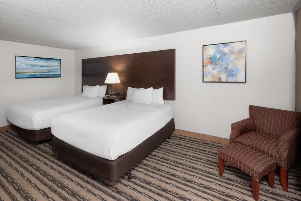 Endeavor Inn & Suites, Trademark Collection by Wyndham gallery photo in Topeka, KS — image 50
