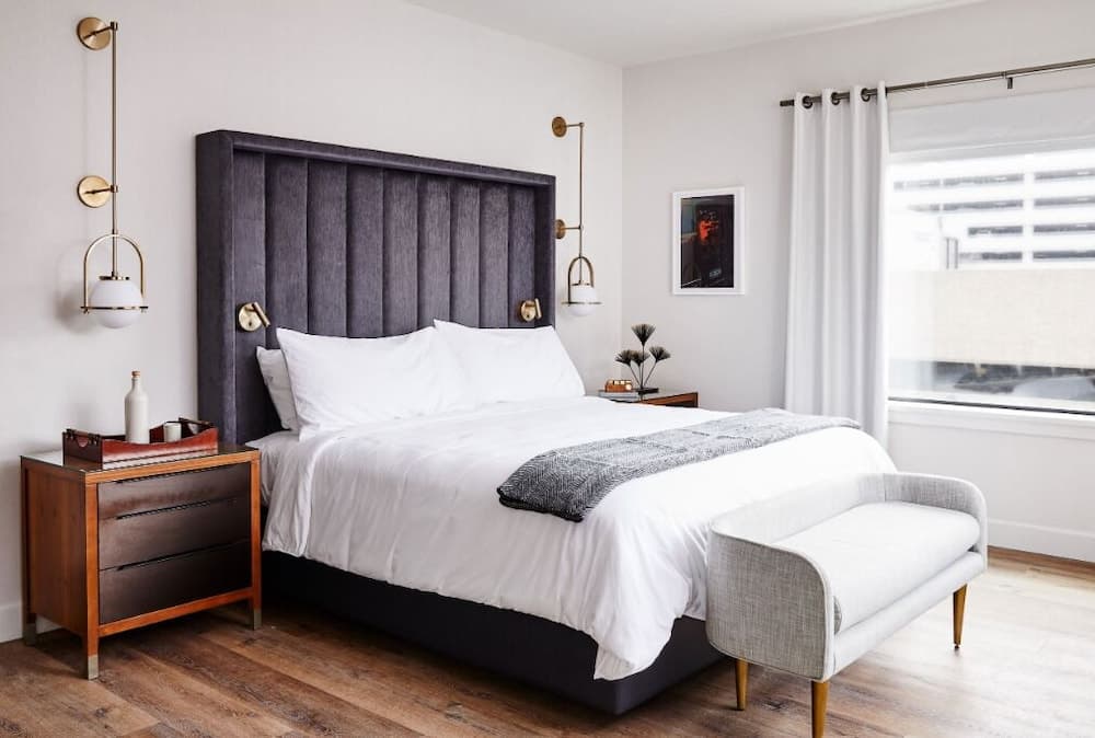 The Blake Hotel — hotel in New Haven, Connecticut