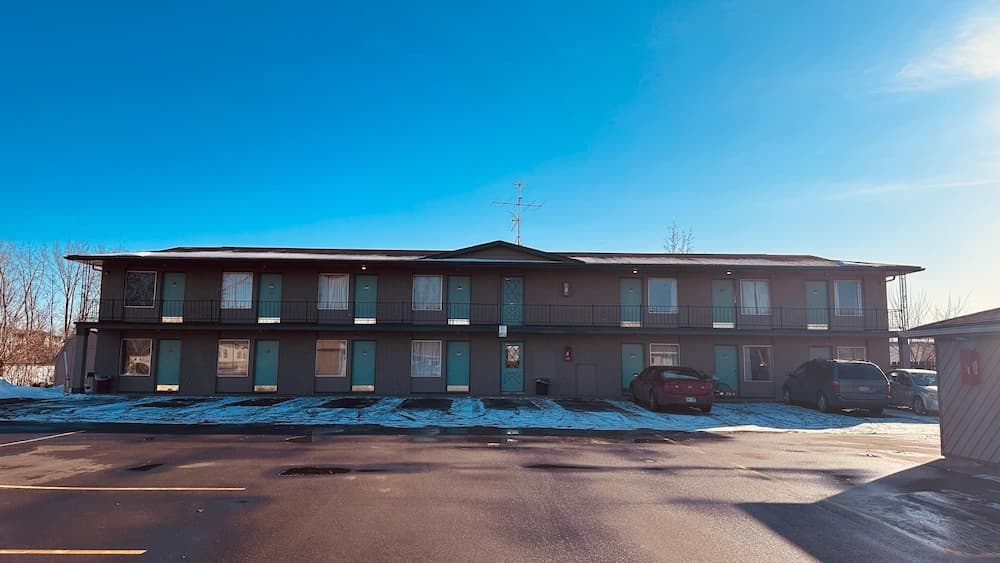 Curry’s Motel by OYO Saginaw MI — hotel in Saginaw, Michigan