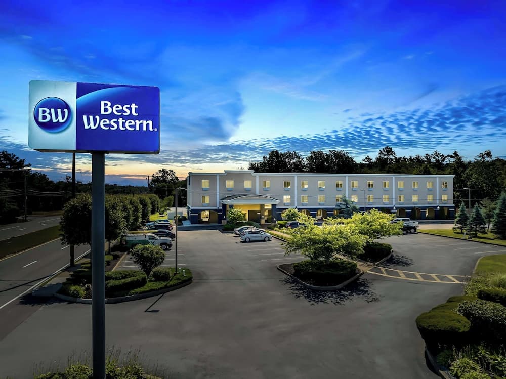 Best Western Dartmouth-New Bedford featured exterior or lobby in North Dartmouth, MA — similar hotel