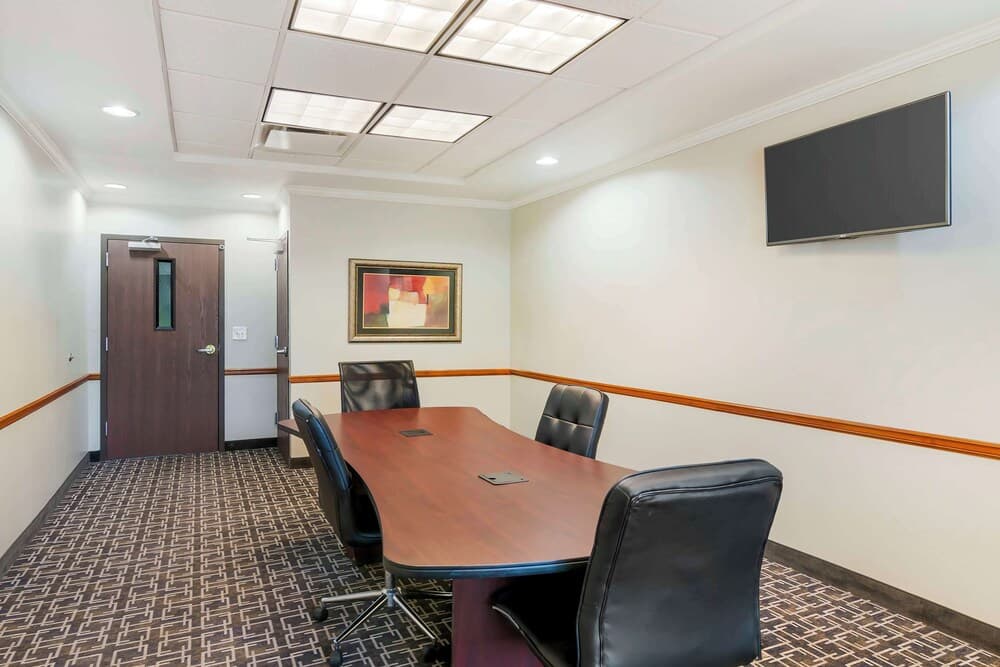 Best Western Plus Olathe Hotel gallery photo in Olathe, KS — image 5