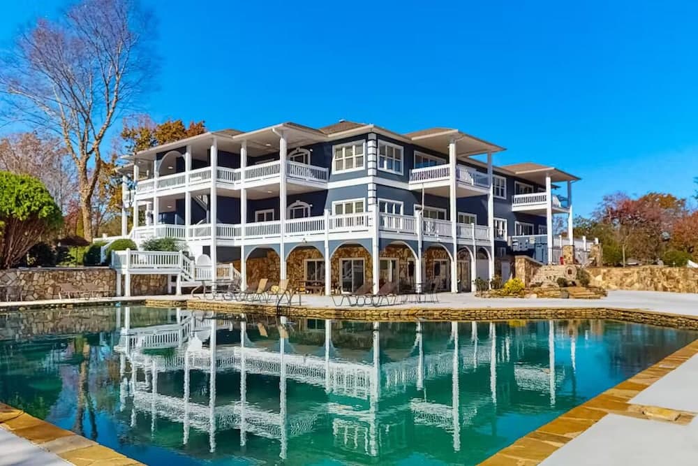 Whitepath Lodge And Resort — hotel in Ellijay, Georgia