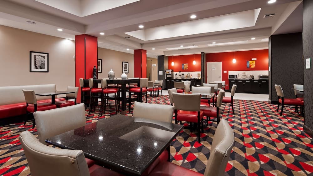 Best Western Plus Laredo Inn & Suites interior in Laredo, TX — gallery photo 2
