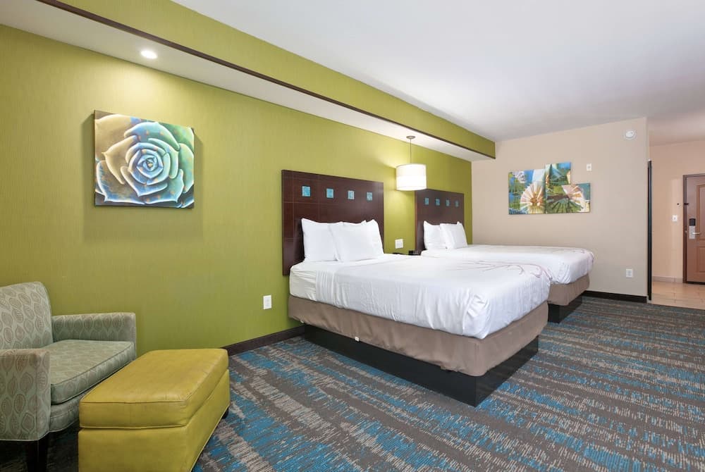 La Quinta Inn & Suites by Wyndham Dallas Grand Prairie South gallery photo in Grand Prairie, TX — image 23