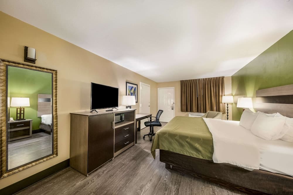 Quality Inn & Suites Garland - East Dallas gallery photo in Garland, TX — image 17