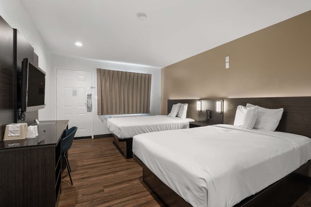 Studio 6 Suites Escondido, CA gallery photo in Escondido, CA — image 12