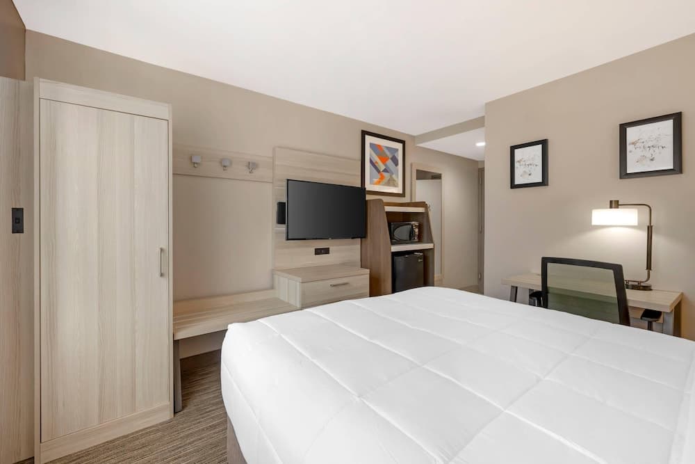 Country Inn & Suites by Radisson, Staten Island gallery photo in Staten Island, NY — image 28