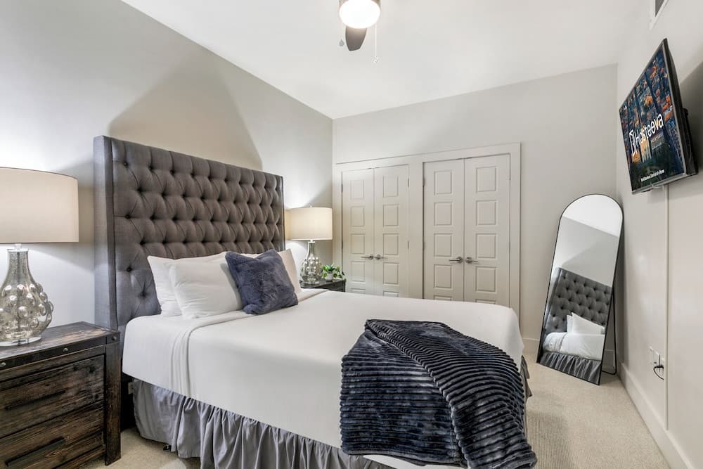 Cozy 1BR in Heart of NOLA interior in New Orleans, LA — gallery photo 2