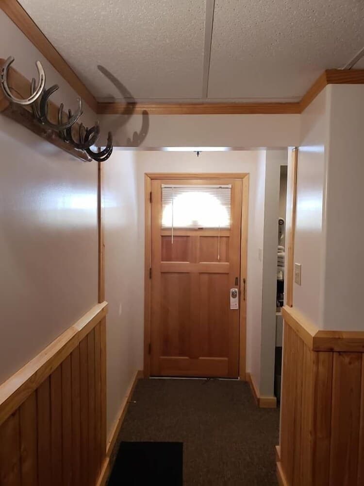 Lava Mountain Lodge property views in Dubois, WY — gallery photo 3
