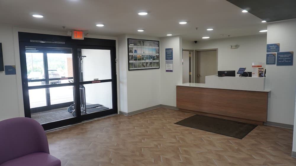 Sleep Inn Franklin - Cool Springs interior in Franklin, TN — gallery photo 2