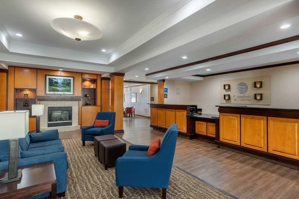 Comfort Inn & Suites Camden property views in Camden, SC — gallery photo 3