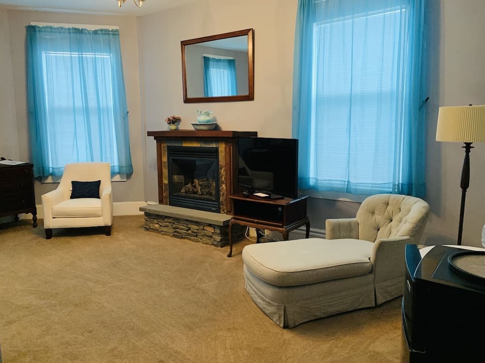 The Hotel Belvidere gallery photo in Hawley, PA — image 22