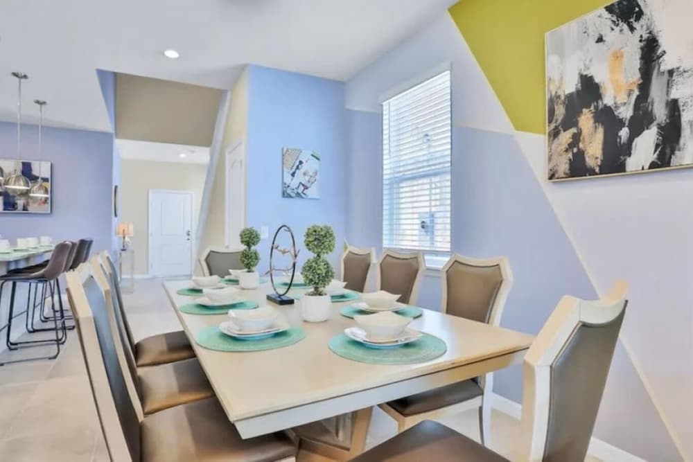Tempo Trek Lodgings gallery photo in Davenport, FL — image 5