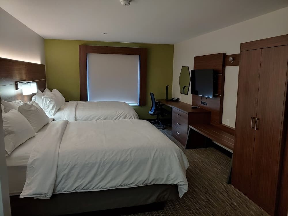 Holiday Inn Express Inn & Suites Searcy by IHG property views in Searcy, AR — gallery photo 3