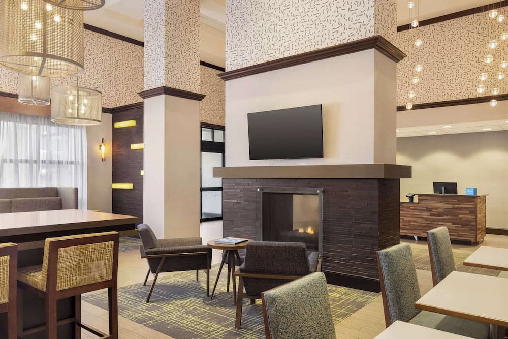 Hampton Inn by Hilton Shelton gallery photo in Shelton, CT — image 24