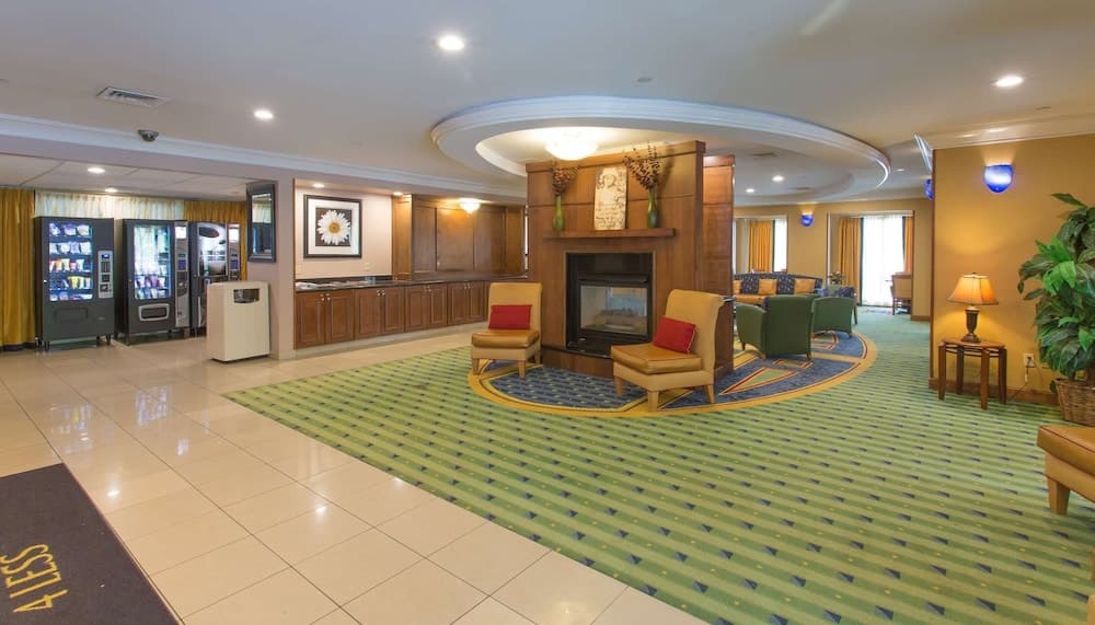 Studios and Suites 4 Less Gum Road gallery photo in Chesapeake, VA — image 8