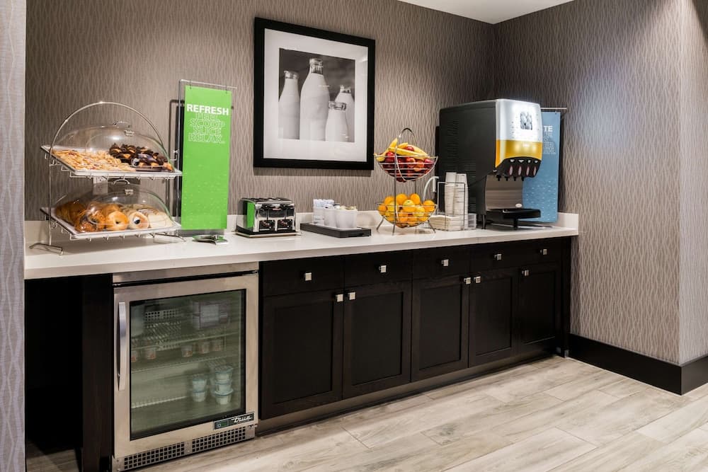 Hampton Inn & Suites Wixom property views in Wixom, MI — gallery photo 3