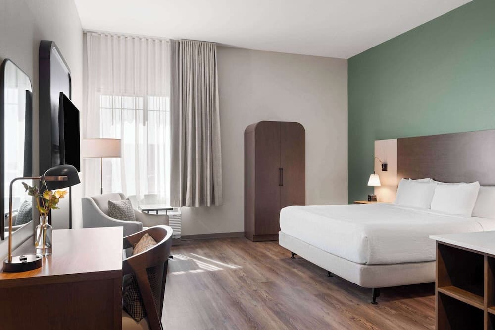 La Quinta Inn And Suites By Wyndham Lincoln gallery photo in Lincoln, CA — image 23