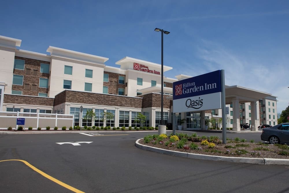 Hilton Garden Inn Springfield featured exterior or lobby in Springfield, NJ — similar hotel