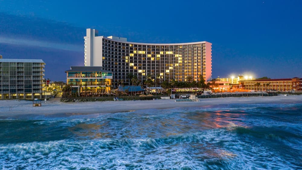 Holiday Inn Resort Panama City Beach by IHG gallery photo in Panama City Beach, FL — image 4