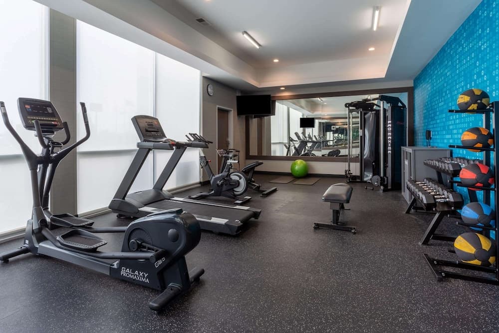 La Quinta Inn & Suites by Wyndham Shorewood gallery photo in Joliet, IL — image 35