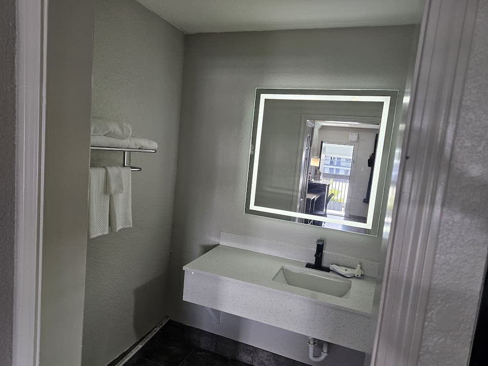 Quality Inn & Suites gallery photo in Metairie, LA — image 30