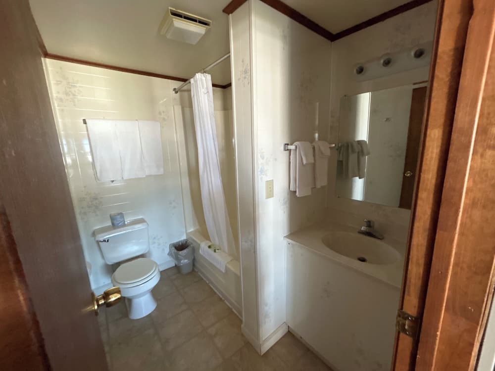 Silver Sands Hotel & Resort gallery photo in Mears, MI — image 49