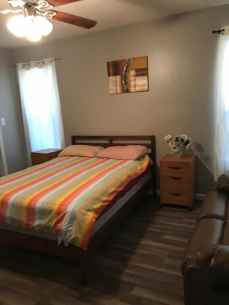Cozy Guest House Florida Sunrise gallery photo in Sunrise, FL — image 29
