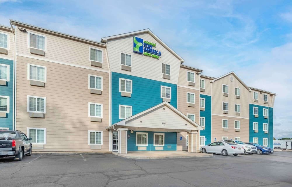 Extended Stay America Select Suites - Jackson - South featured exterior or lobby in Byram, MS — similar hotel