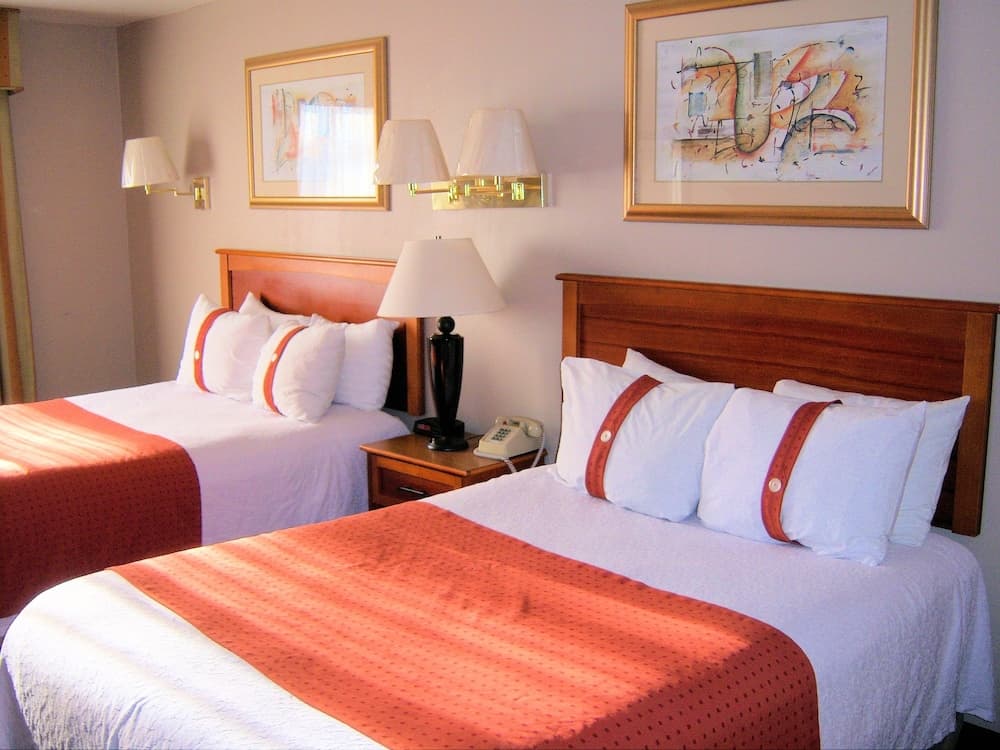 Cities Of Gold Casino property views in Santa Fe, NM — gallery photo 3