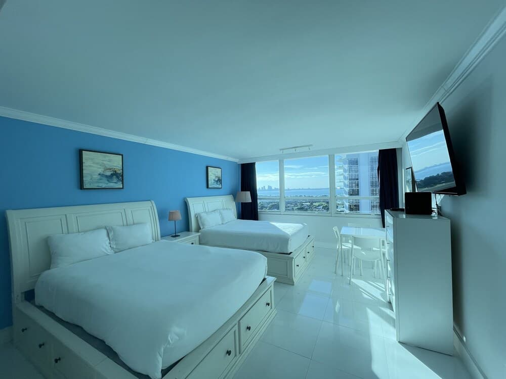 SeaStays Apartments interior in Miami Beach, FL — gallery photo 2