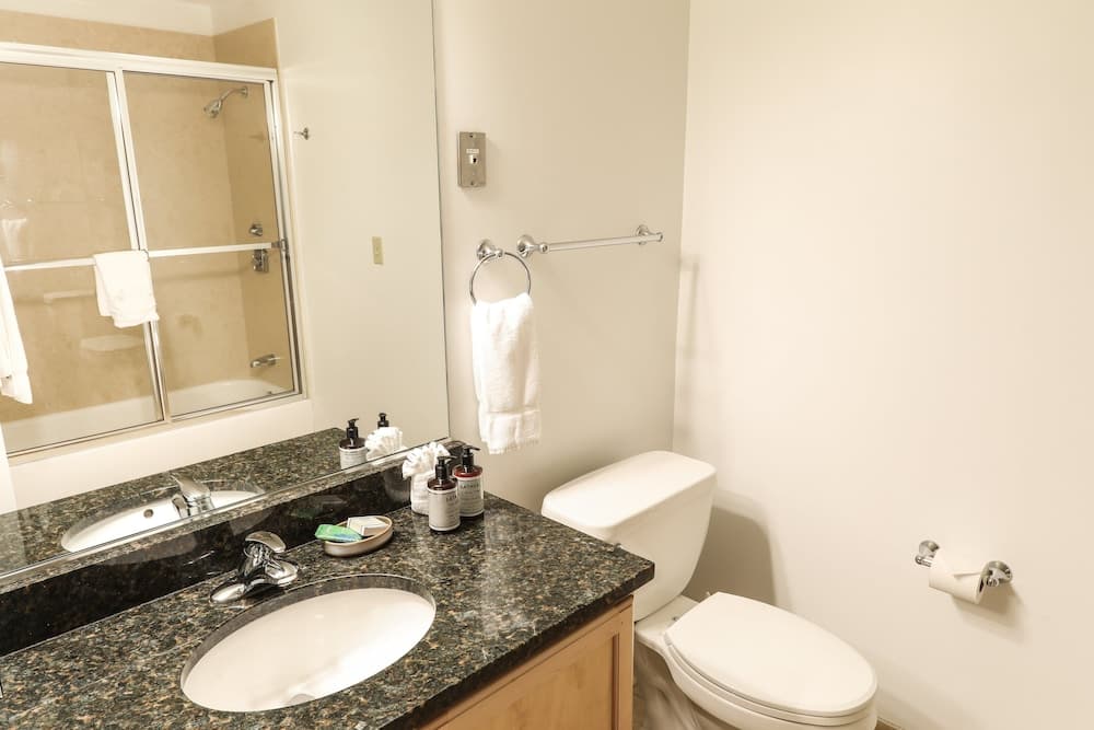 Kaatskill Mountain Club & Condos by Vail Resorts gallery photo in Hunter — image 75