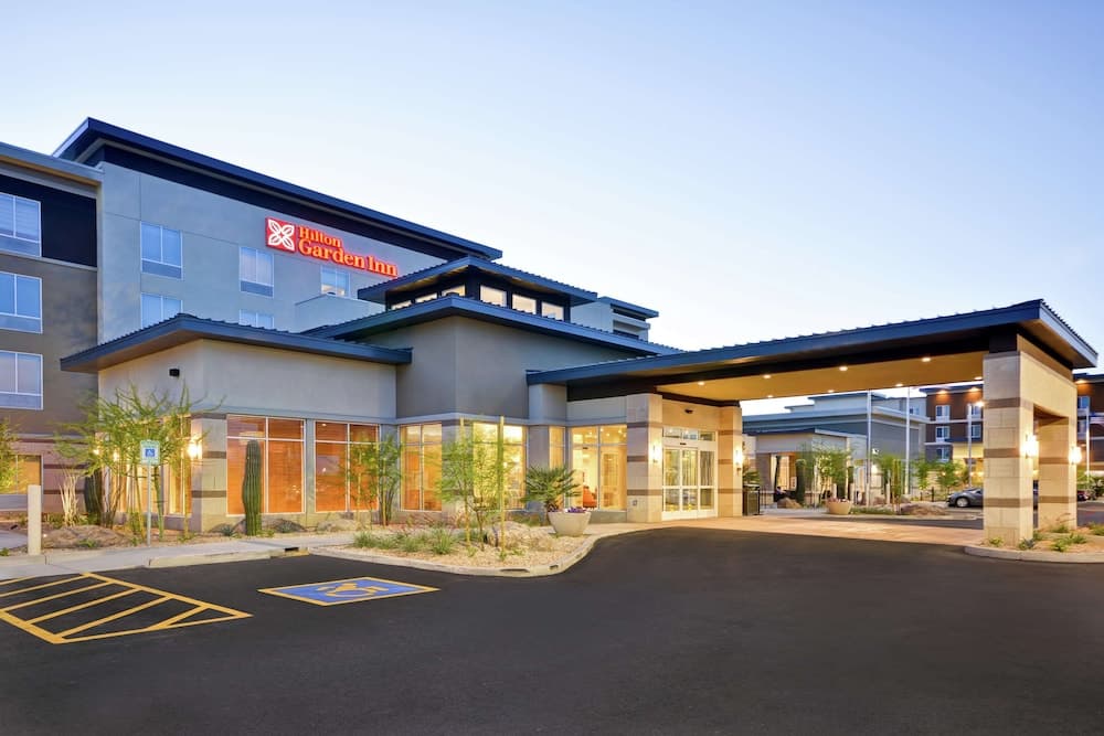 Hilton Garden Inn Phoenix/Tempe ASU Area featured exterior or lobby in Tempe, AZ — similar hotel