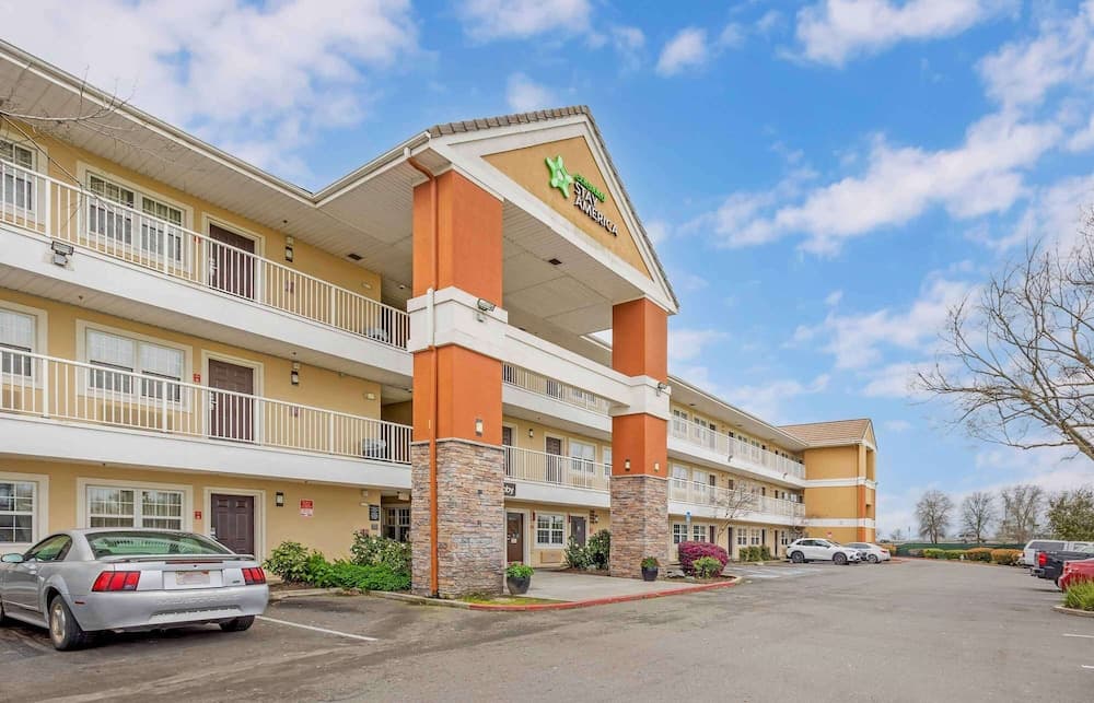 Extended Stay America Suites Sacramento Northgate featured exterior or lobby in Sacramento, CA — similar hotel