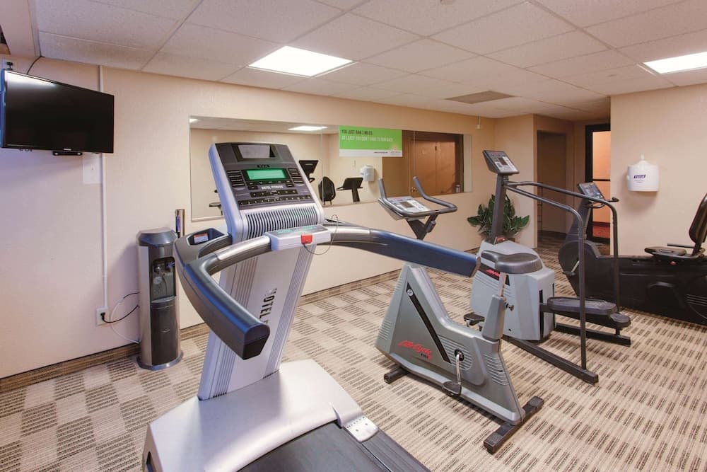 Ramada by Wyndham Fairfield NJ property views in Fairfield — gallery photo 3