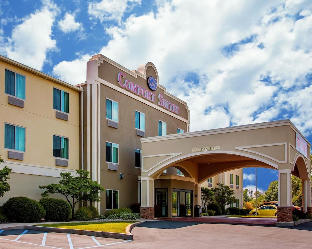 Comfort Suites Benton Harbor - St. Joseph featured exterior or lobby in Benton Harbor, MI — similar hotel