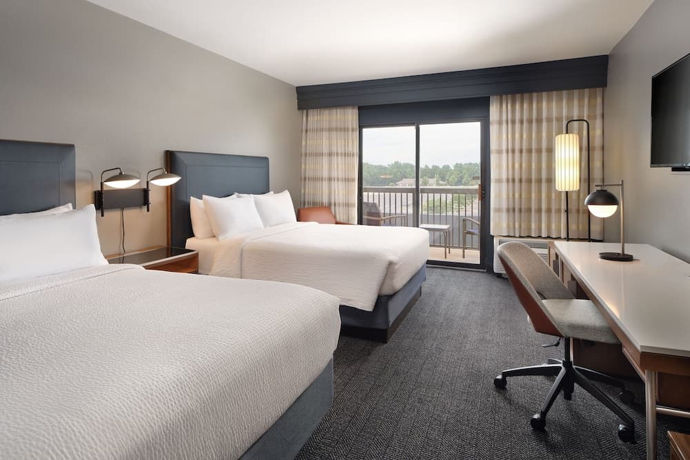 Courtyard by Marriott Florence property views in Florence, SC — gallery photo 3