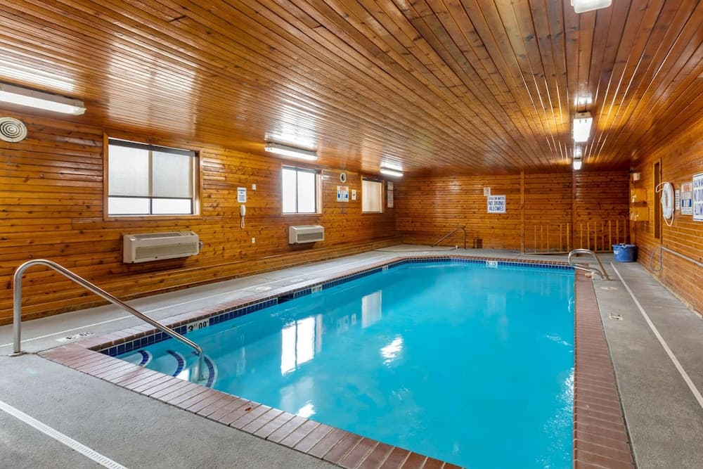 Econo Lodge Longmont East gallery photo in Longmont, CO — image 35