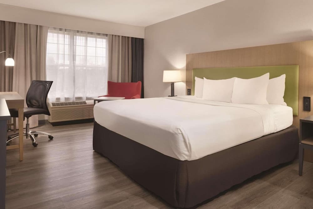 Country Inn & Suites by Radisson, Cedar Falls, IA gallery photo in Cedar Falls, IA — image 53
