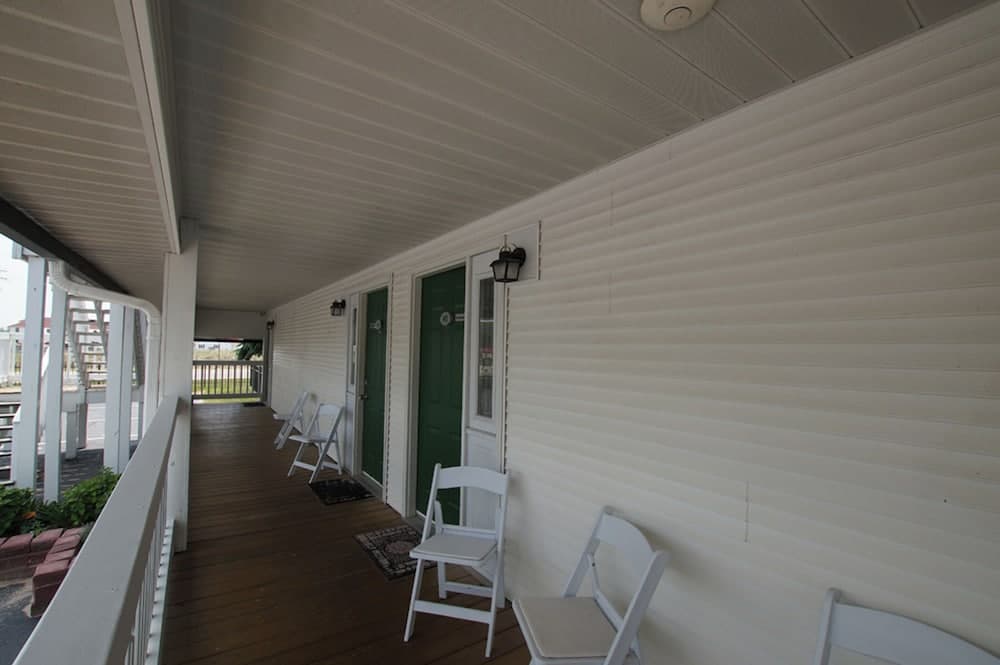 Snyder's Shoreline Inn gallery photo in Ludington, MI — image 72