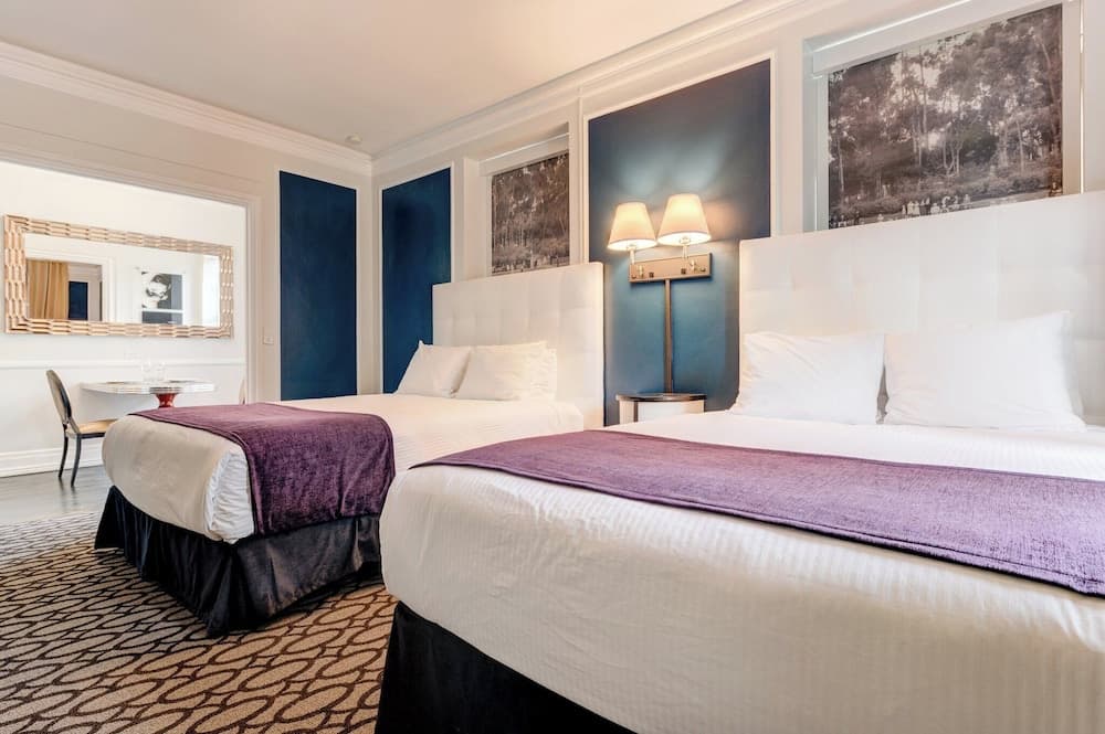Inn at the Park by WorldMark property views in San Diego, CA — gallery photo 3