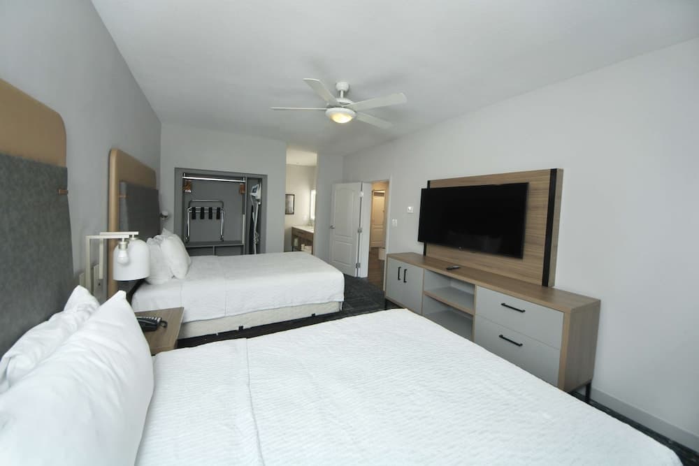 Homewood Beaumont, TX gallery photo in Beaumont, TX — image 29