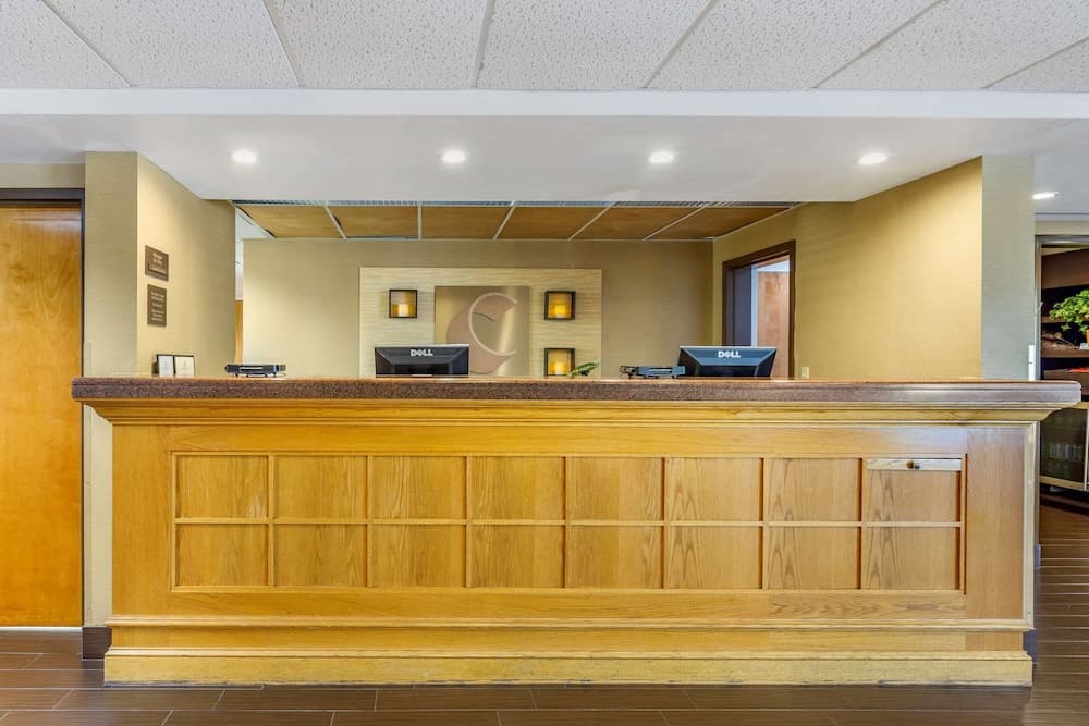Comfort Inn Quantico interior in Stafford, VA — gallery photo 2