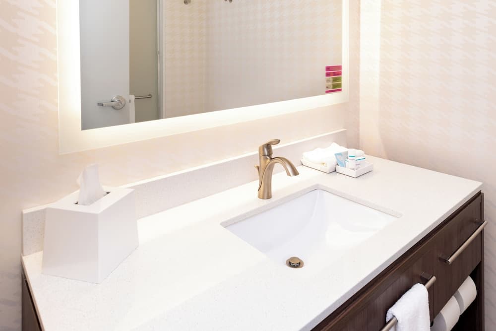 Home2 Suites by Hilton Columbia Downtown interior in Columbia, SC — gallery photo 2