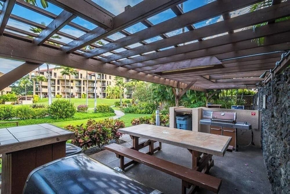 The Residences at Kamaole Sands Resort property views in Kihei, HI — gallery photo 3