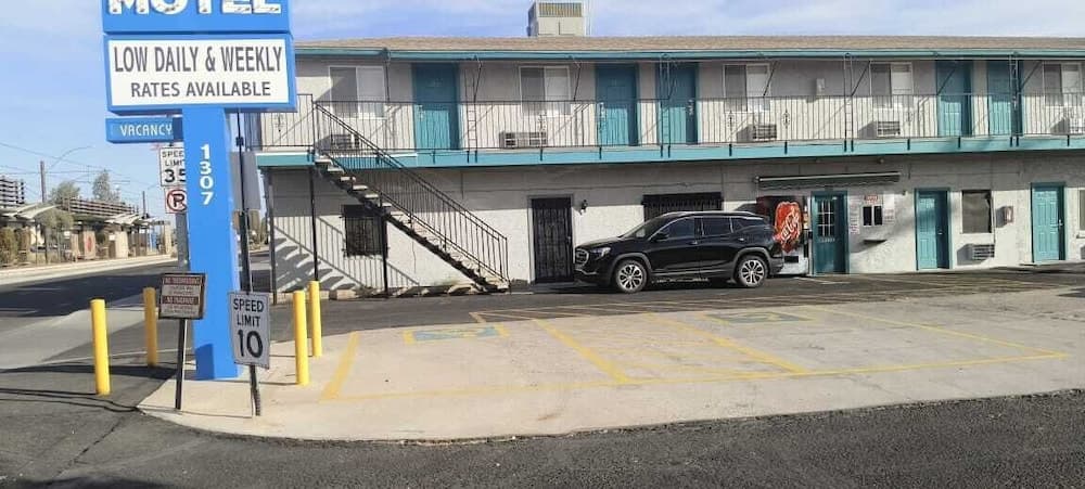 Motel 7 By Oyo Near Phoenix Airport featured exterior or lobby in Mesa, AZ — similar hotel